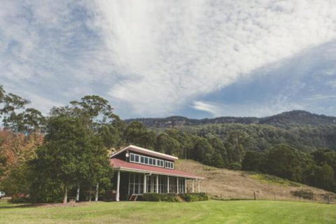 Willabrook Retreat Mojo Cottage Romantic Escape! - Accommodation Burleigh 0