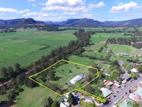Rivermist Luxury 6 Bedrooms & 6 Bathrooms! - Accommodation Burleigh 1
