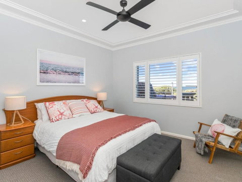 Mitchell Parade 78 - Accommodation Burleigh 5