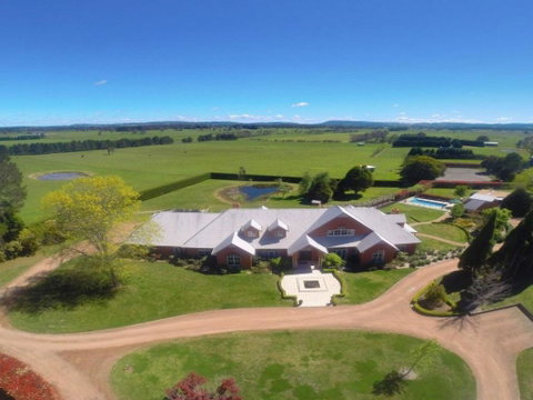 Iona Park Quintessential Highlands Estate - Accommodation Burleigh 1