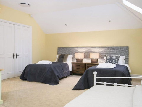 Iona Park Quintessential Highlands Estate - Accommodation Burleigh 2