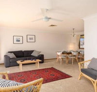 Rita Maes on the river relax  recharge - Accommodation Burleigh