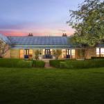 Sutton Downs Renovated Country Home On 100 Acres - Accommodation Burleigh 1