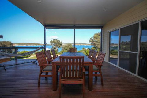 Waterfront On Osprey - Accommodation Burleigh 2