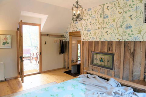 Adelaide Hills Camellia Cottage WiFi - Accommodation Burleigh 5