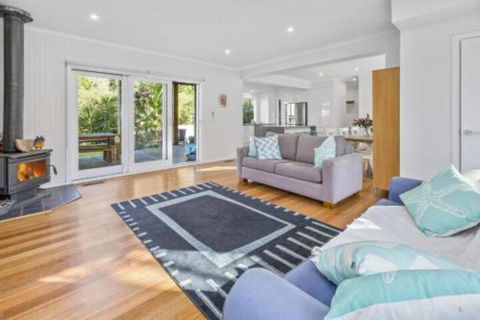 COASTAL BREEZE BALNARRING - Accommodation Burleigh 6