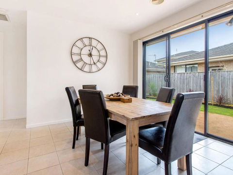 COASTAL HAVEN DROMANA - Accommodation Burleigh 2