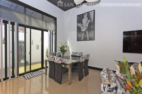 Marilyns Place: Private + Spacious + Central - Accommodation Burleigh 7