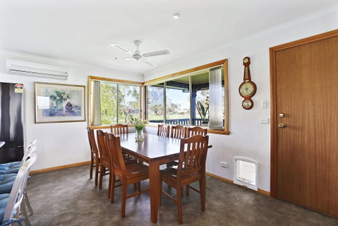 Yarragon 4 Bedroom House In Gippsland - Accommodation Burleigh 6