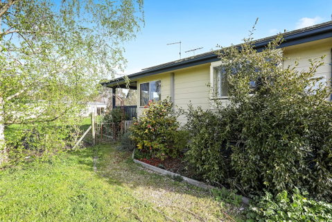 Yarragon 4 Bedroom House In Gippsland - Accommodation Burleigh 1