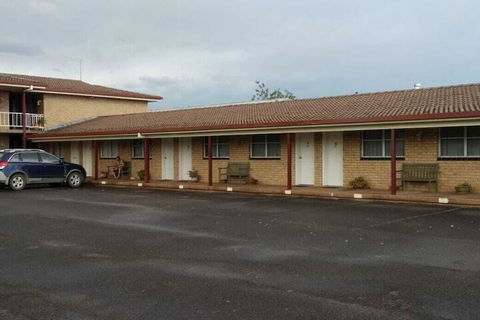 Overlander Motor Lodge - Accommodation Burleigh 2