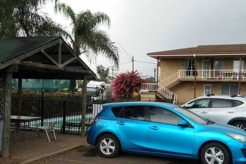 Overlander Motor Lodge - Accommodation Burleigh 1