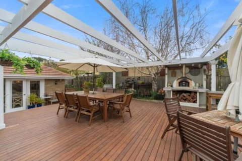 Mediterranean Serenity - Accommodation Burleigh 3