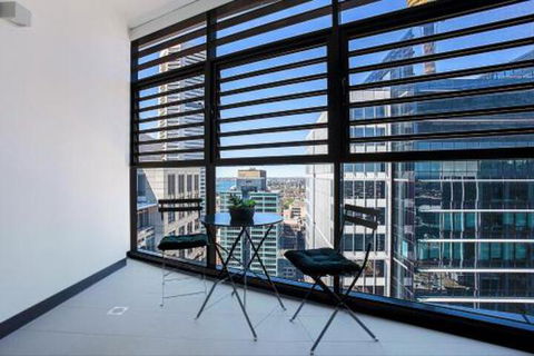 CITY HIGH Hosted By: LAbode Accommodation - Accommodation Burleigh 6