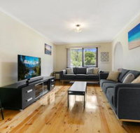 Family Getaway Walk to Bay Beach - Accommodation Burleigh