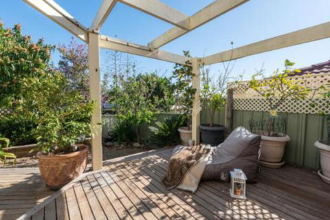ULTRA SPACIOUS STYLISH HOME In PRESTONS SYDNEY - Accommodation Burleigh 5