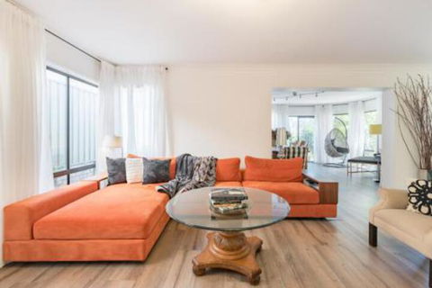 ULTRA SPACIOUS STYLISH HOME In PRESTONS SYDNEY - Accommodation Burleigh 0