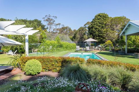 ALLAMBEA MOUNT ELIZA - Accommodation Burleigh 4