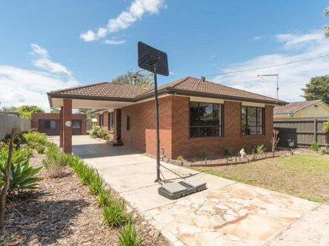 Family Foreshore Favourite - Accommodation Burleigh 6