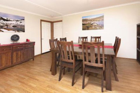Acacia Ridge - Accommodation Burleigh 4