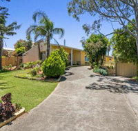Family Fun Retreat with Spa - Accommodation Burleigh