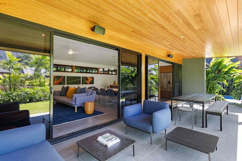 Aqua - At Funnel Bay - Accommodation Burleigh 1