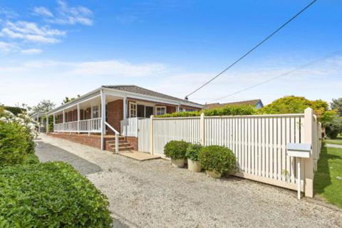 YIN YANG MOUNT ELIZA - Accommodation Burleigh 7