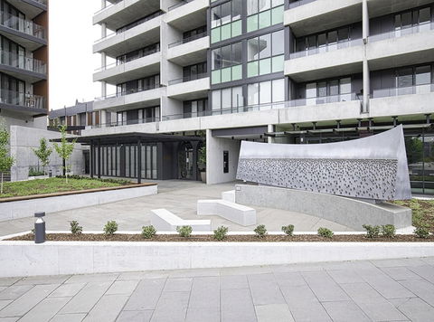 CANBERRA CHIC Hosted By LAbode - Accommodation Burleigh 0
