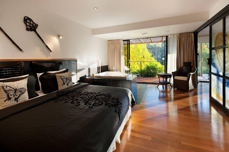 Sailors Hill VIC Accommodation Burleigh