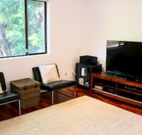 Spacious 3 Bedroom Apartment 20 Min To The CBD - Accommodation Burleigh