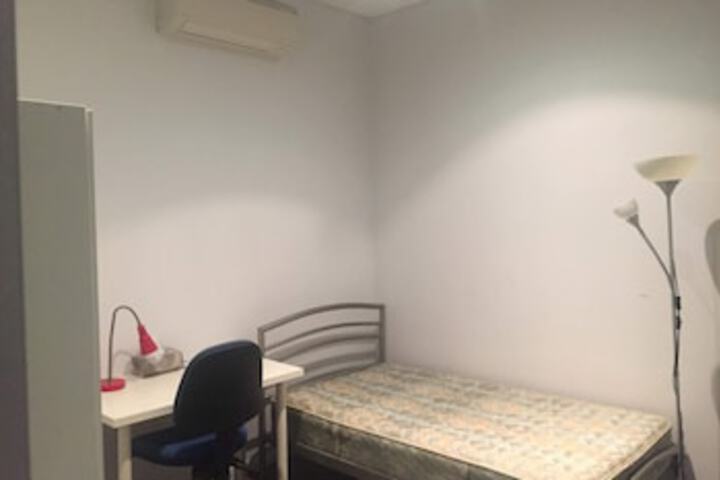 Turrella NSW Accommodation Burleigh