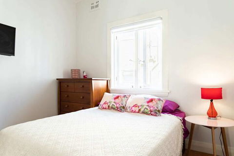 Garden Style Apartment In Prime Location - Accommodation Burleigh 3