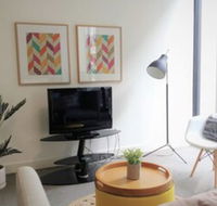 Luxury 1 Bedroom 1 Study With 1 Parking - Accommodation Burleigh