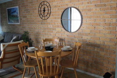 KENTIA - Accommodation Burleigh 2
