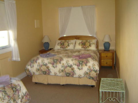 Albany Historic Cottage - Accommodation Burleigh 6