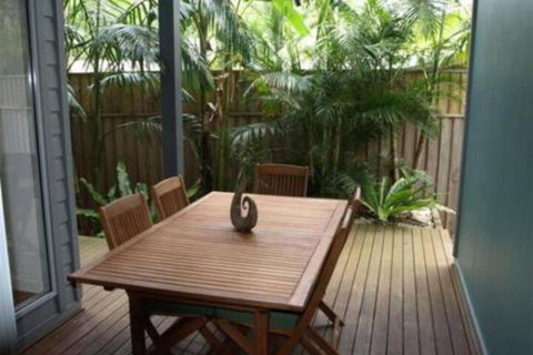 Amore - Accommodation Burleigh 2