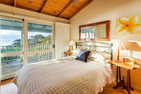 Yallingups Best Located Beach House - Accommodation Burleigh 2
