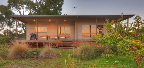 Tides Reach - Essentially Tas Dover - Accommodation Burleigh 0
