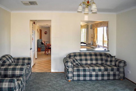 Baywatch - Accommodation Burleigh 5