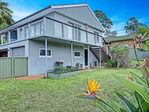 Carroll Ave 39 Mollymook - Accommodation Burleigh 4
