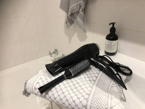 Escape To Strathfield For 8 Guests - Accommodation Burleigh 3