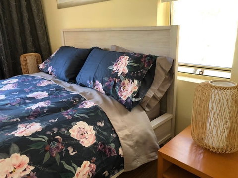 Escape To Strathfield For 8 Guests - Accommodation Burleigh 2