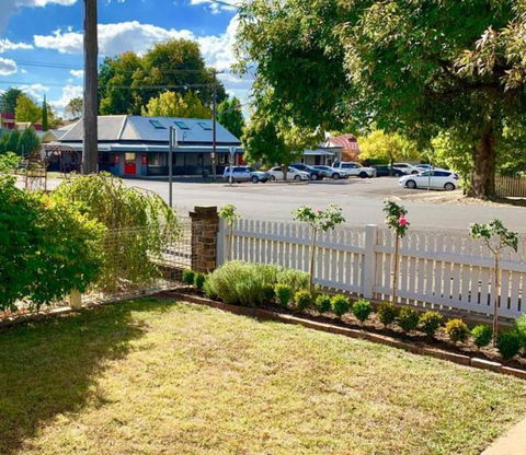 Ambrose On Byng Central Location W / 2 Bathroom - Accommodation Burleigh 3