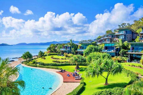Yacht Club 19 Bijou De Mer 2 Buggies - Accommodation Burleigh 1
