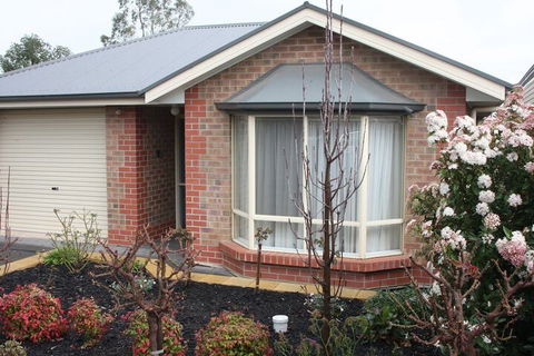 C And C Tanunda - Accommodation Burleigh 1