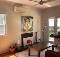 3 Bedroom Character Home Near CBD - Accommodation Burleigh