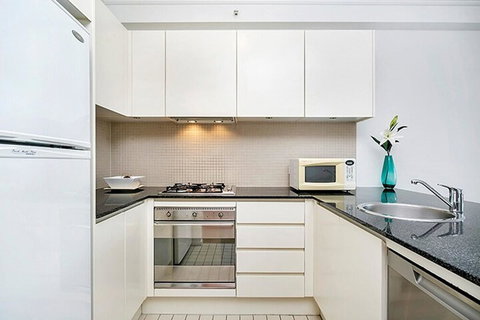 The Apartment Service AX803 - Accommodation Burleigh 6