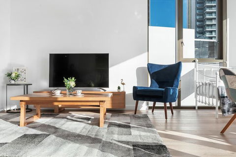 I02-china Town Luxury Service Apartment - Accommodation Burleigh 1