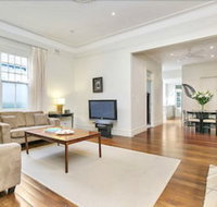 The Apartment Service EDWIN - Accommodation Burleigh