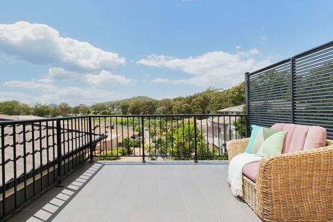 Aqua Lagoon - Accommodation Burleigh 1
